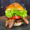 ToTo la Bebe Hamburger - 料理写真:ととらべべハンバーガーを魅力を全て注ぎ込んだ「スペシャルバーガー」