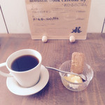 acoustic book cafebar by - セットメニュー
            ホットコーヒー  デザート