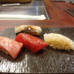 鮨 さかな - 中トロ、赤身、ヒラメ、シメ鯖