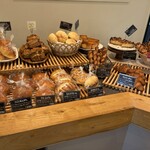 エヌヒュッテ - 土曜朝7時45分の陳列状況①