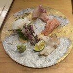 鮨 なかや - 刺身盛り合わせ　甘えび、つぶ貝、縞鯵、墨イカ