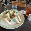 カフェ フロインドリーブ 本店