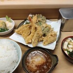 いもや - 天ぷら定食ごはん大盛（1000円）+お新香（100円）+いんげん（150円）+牡蠣（2p300円）