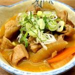 大衆酒場 日高 - 「もつ煮込み」（270円）