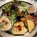 Kitchen&Cafe nonta - 前菜のサラダ盛合せ