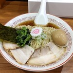 喜多方食堂 山海 - 『あっさり煮干し（麺大盛）』と『煮卵』と『ﾁｬｰｼｭｰ』