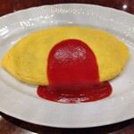 サロン卵と私 - 料理写真:洋食屋さんのオムライス¥980(税抜き)。けっこう大きい。上質な味わい。