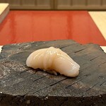 鮨 陸 - 帆立 野付より