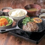 黒のハンバーグ PRODUCED by 和牛焼肉LIEBE - 