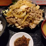 上州屋 - 牛焼肉定食ガーリックバター醤油W1600円+600円ごはん400g（2025年12月）