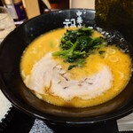 極上中華そば 福味 東京駅　KITTE店 - 