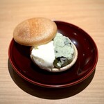 匠 進吾 - 塩と蓬アイスの最中。大好きシリーズです♪