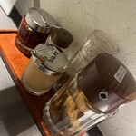 麺屋 ぶっとく生きろ｡ - 味変調味料です。