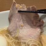 塩そば まえだ - チャーシュー