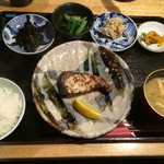 円屋 - 日替わり定食(￥750)