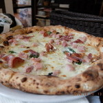 トラットリア エ ピッツェリア アミーチ - 