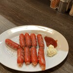 めん屋桔梗 - 赤ウインナー炒め