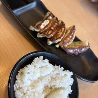 豚骨ラーメン専門店一兆 _2