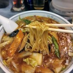 中華料理 ぼたん - 麺上げ！ちょっと上手くなった？