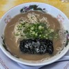 とんこつラーメン よかろうもん