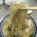 博多ラーメンしばらく - カタ麺発注、細麺だけどやや太い麺