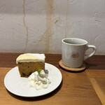 ワプラスコーヒー - キャロットケーキ