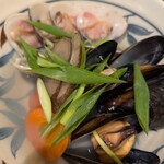 ヒル薬膳粥・ヨル貝料理カイノクチ - 