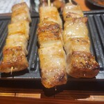 とり皮屋　勝軍 - 