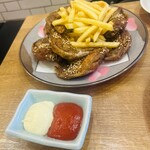 手羽先とかきをもっと自由に 大衆酒場 HANEGAKI - 