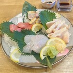 手羽先とかきをもっと自由に 大衆酒場 HANEGAKI - 