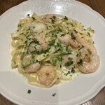 イゾラ スメラルダ - フィットチーネ大分産ゆず胡椒をきかせた小海老と青海苔のクリームソース