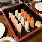 春夏秋冬 活魚料理 北海 - お寿司！