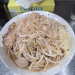 じゃっくぽっと - 料理写真:ラーメン（野菜マシ・アブラ多め・ニンニク多め）