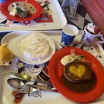 クイーン・オブ・ハートのバンケットホール - 