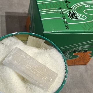 元祖 晒よし飴本舗 市場家_1