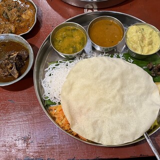 南インド料理 なんどり