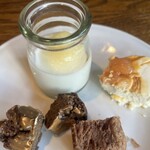 MORETHAN TAPAS LOUNGE - デザート