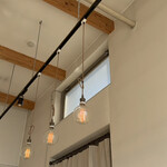 天然酵母の食パン専門店 つばめパン ＆Milk - 