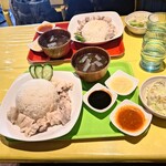 堀内チキンライス - 海南鶏飯