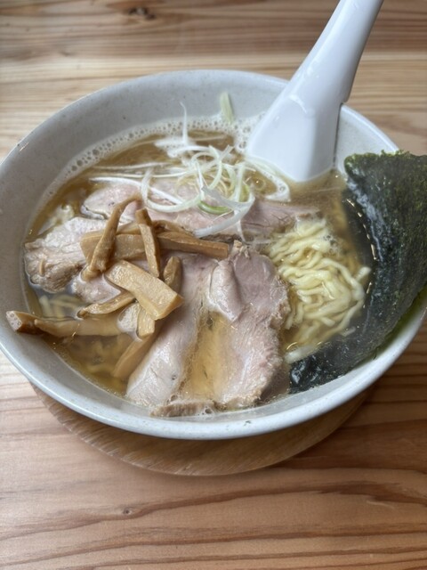 中華そば煮干しとけんちゃんラーメン』by gintsuba : 中華そば食堂