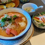 TRIPLE ONE Singapore & Chinese Cuisine - 