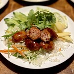 タイ東北料理 イサーン・キッチン - サイクロークイサーン