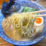 久留米らーめん 金丸 - 麺　2025.11.20