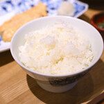 YAMAGATA おさけとおりょうり DAEDOKO - 【山形名物芋煮とお魚のセット@税込1,650円】ご飯
