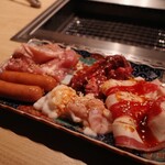 厚切り仙台牛タンと黒毛和牛食べ放題 焼肉倶楽部 - 