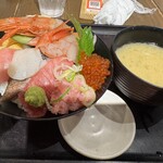 海鮮居酒屋 山傳丸 - 