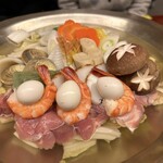 鳥茶屋 - 3人前、1人前2100円は安いと思う