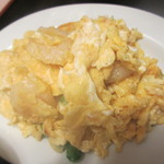 中国料理 鳴春 - 芝海老入り玉子炒め
