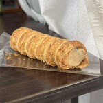 五十鈴茶屋 本店 - 栗コルネ