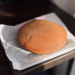 五十鈴茶屋 本店 - 餅どら焼き